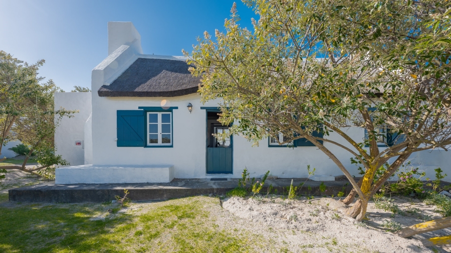 6 Bedroom Property for Sale in Struisbaai Western Cape